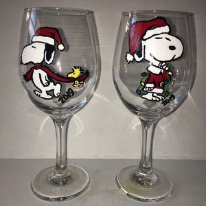 Snoopy Hand Painted Wine Glass Set